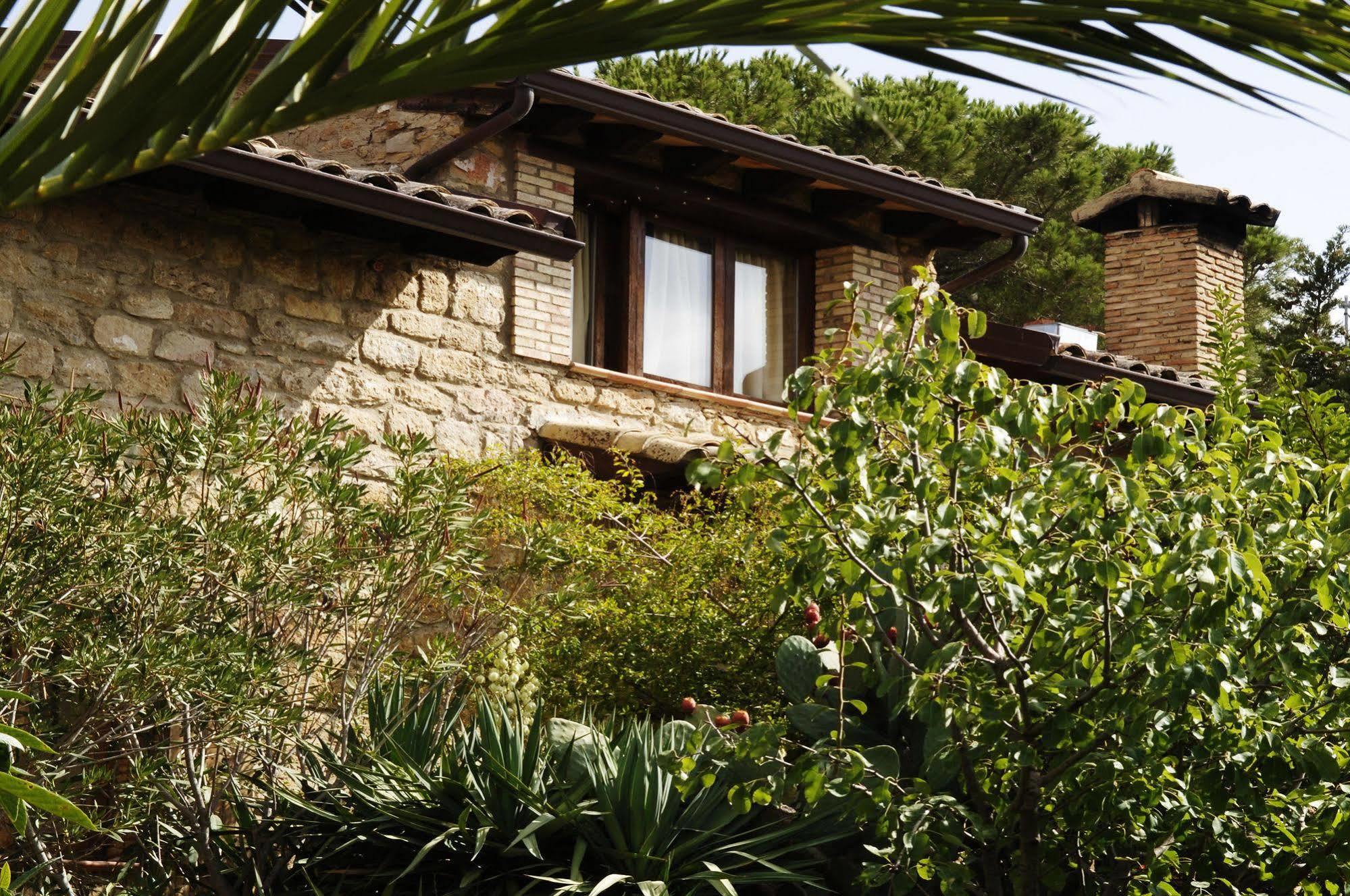La Casa Sulla Collina D'Oro Acomodação com café da manhã Piazza Armerina Exterior foto